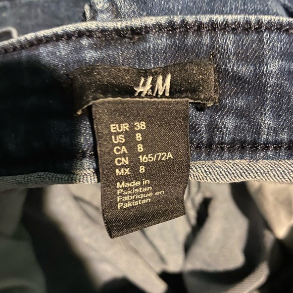 H&M Skinny Jeans - Picture 3 of 3